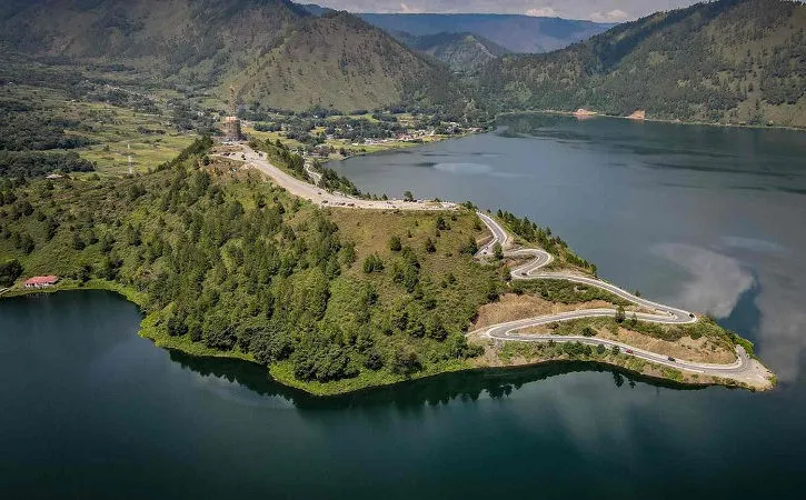 Menjelajahi Danau Toba dan Pulau Samosir yang Memikat Wisatawan