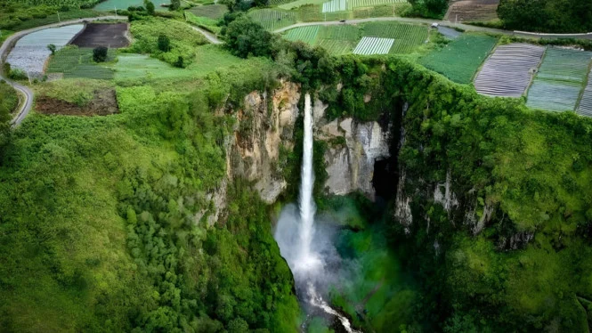 Air Terjun Sipiso-Piso dan Keajaiban Alam Sumatera Utara yang Menakjubkan